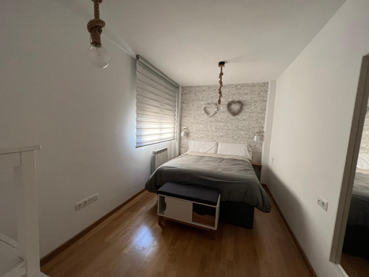 El Llano Zaragoza Apartment Exterior photo